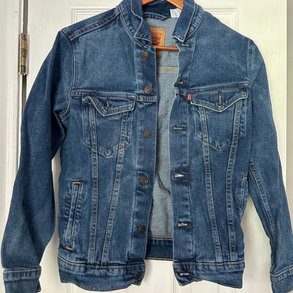 Levi's Jackets & Blazers - Levi’s Jean Jacket